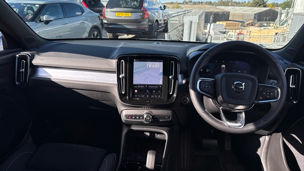 Used Volvo XC40 2025 for sale - 75860116: Photo 5