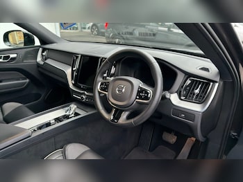 Used Volvo XC60 2022 for sale - 76842013: Photo