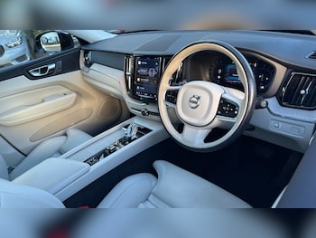 Used Volvo XC60 2022 for sale - 76190985: Photo 4