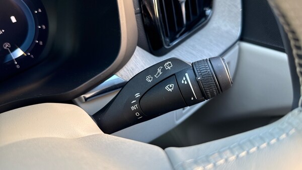 Used Volvo XC60 2022 for sale - 76190985: Photo 51