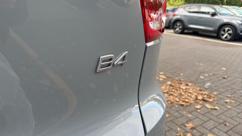 Used Volvo XC40 2024 for sale - 76361984: Photo 19