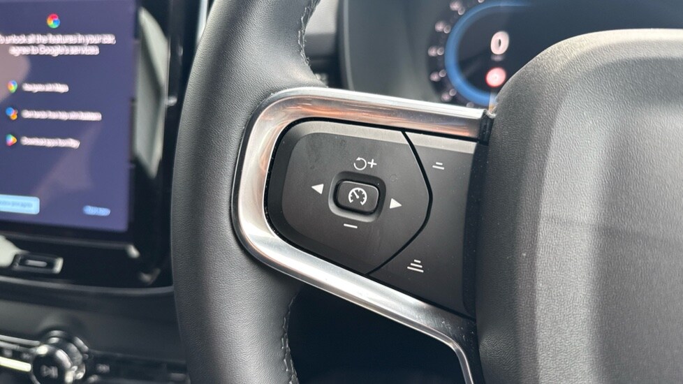 Used Volvo XC40 2024 for sale - 76361984: Photo 36