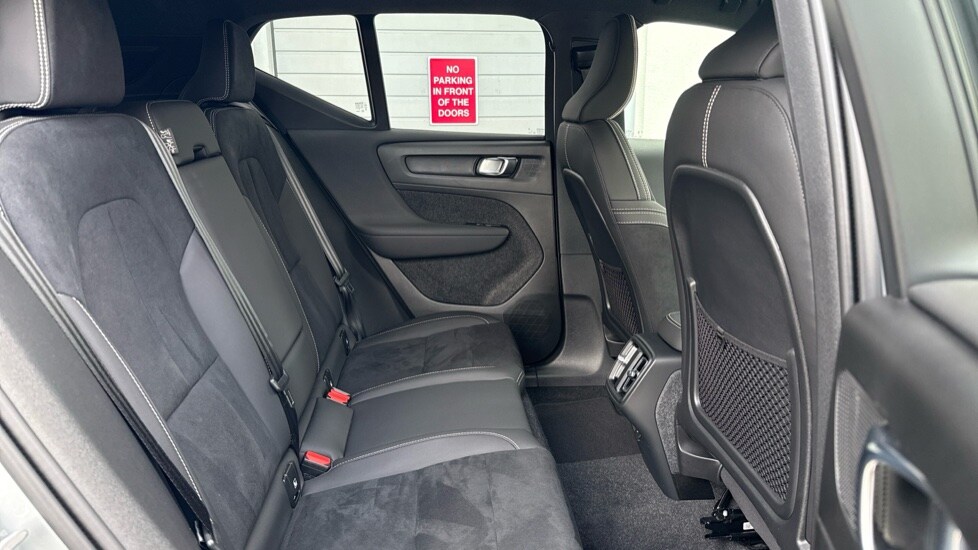 Used Volvo XC40 2024 for sale - 76361984: Photo 6