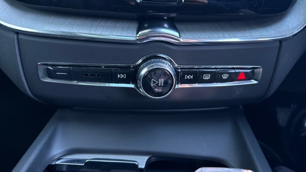 Used Volvo XC60 2025 for sale - 77570005: Photo 57