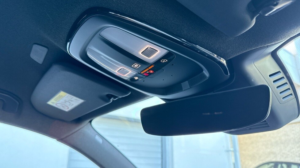 Used Volvo XC40 2025 for sale - 75796836: Photo 23