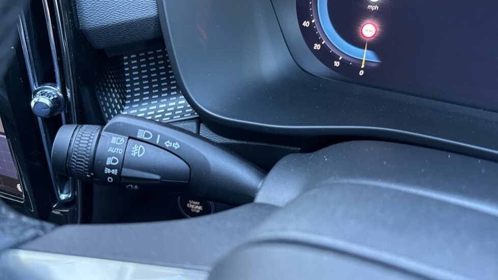 Used Volvo XC40 2025 for sale - 75796836: Photo 27