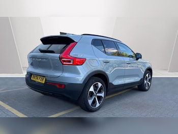 Used Volvo XC40 2025 for sale - 75796836: Photo 2