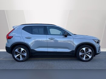 Used Volvo XC40 2025 for sale - 75796836: Photo 3