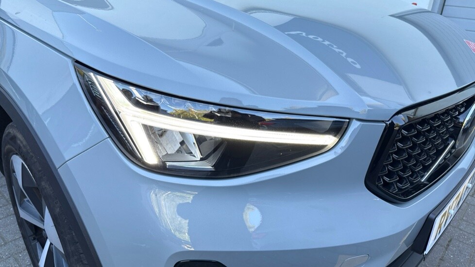 Used Volvo XC40 2025 for sale - 75796836: Photo 41