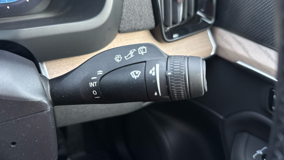 Used Volvo XC90 2025 for sale - 77606870: Photo 40