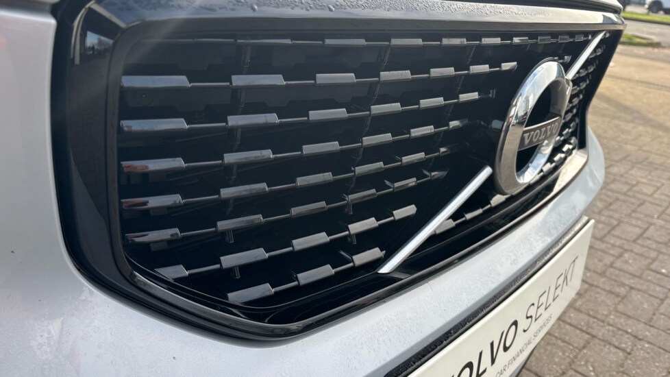 Used Volvo XC40 2021 for sale - 77576345: Photo 15