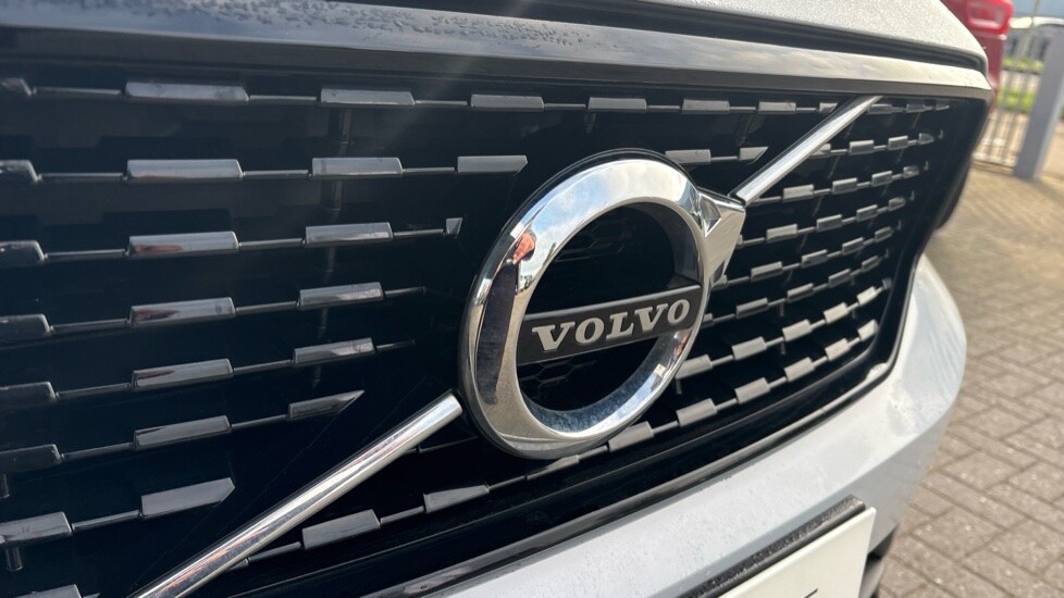 Used Volvo XC40 2021 for sale - 77576345: Photo 16