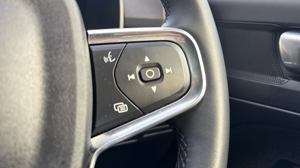 Used Volvo XC40 2021 for sale - 77576345: Photo 18