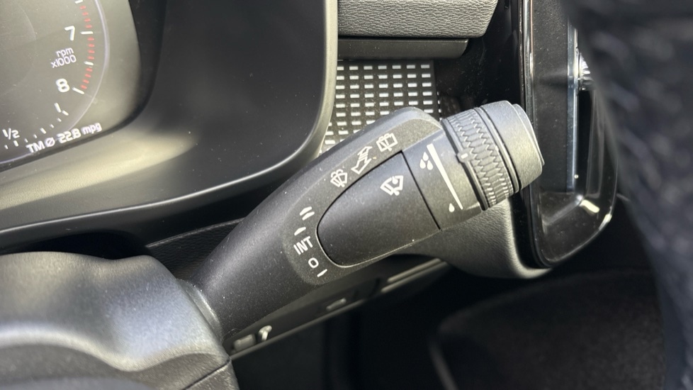 Used Volvo XC40 2021 for sale - 77576345: Photo 20