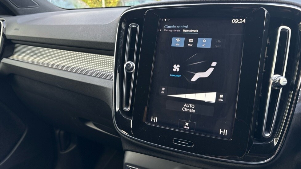 Used Volvo XC40 2021 for sale - 77576345: Photo 31