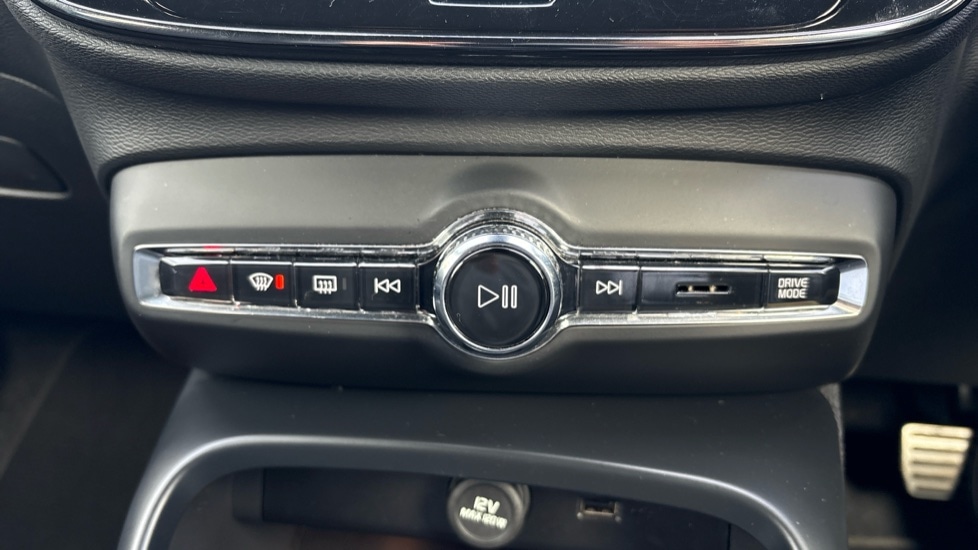 Used Volvo XC40 2021 for sale - 77576345: Photo 33