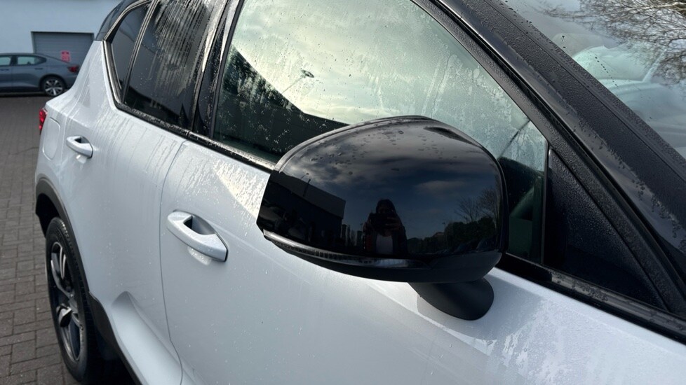 Used Volvo XC40 2021 for sale - 77576345: Photo 41