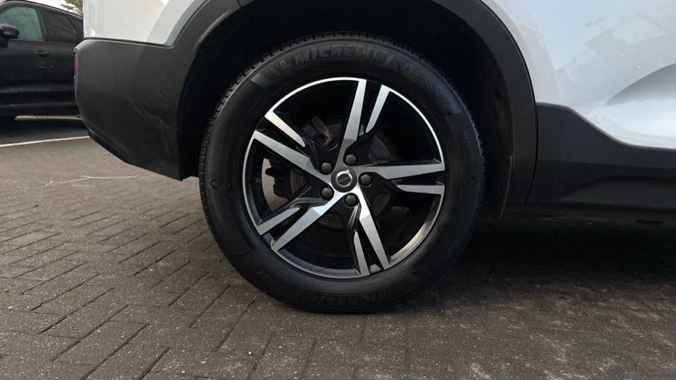 Used Volvo XC40 2021 for sale - 77576345: Photo 42