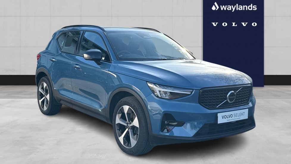 Used Volvo XC40 2024 for sale - 78059640: Photo 1