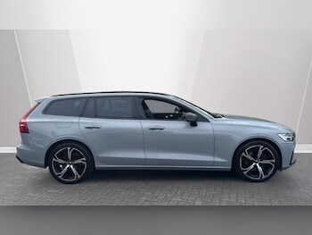 Used Volvo V60 2025 for sale - 77261621: Photo