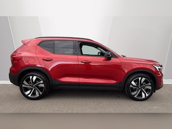 Used Volvo XC40 2025 for sale - 76928071: Photo