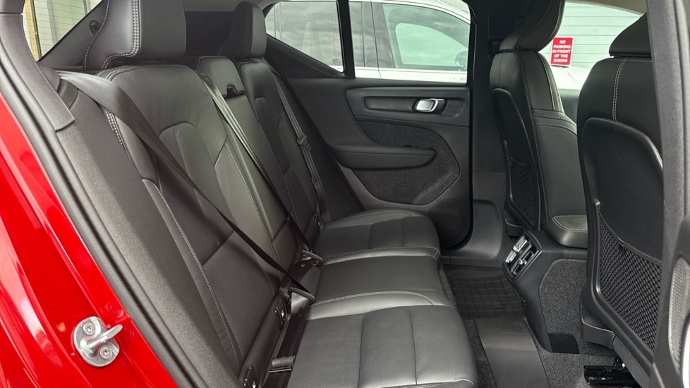 Used Volvo XC40 2025 for sale - 76928071: Photo 6