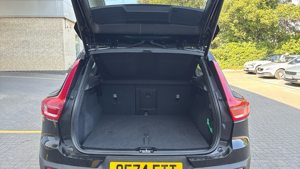 Used Volvo XC40 2024 for sale - 76184021: Photo 13