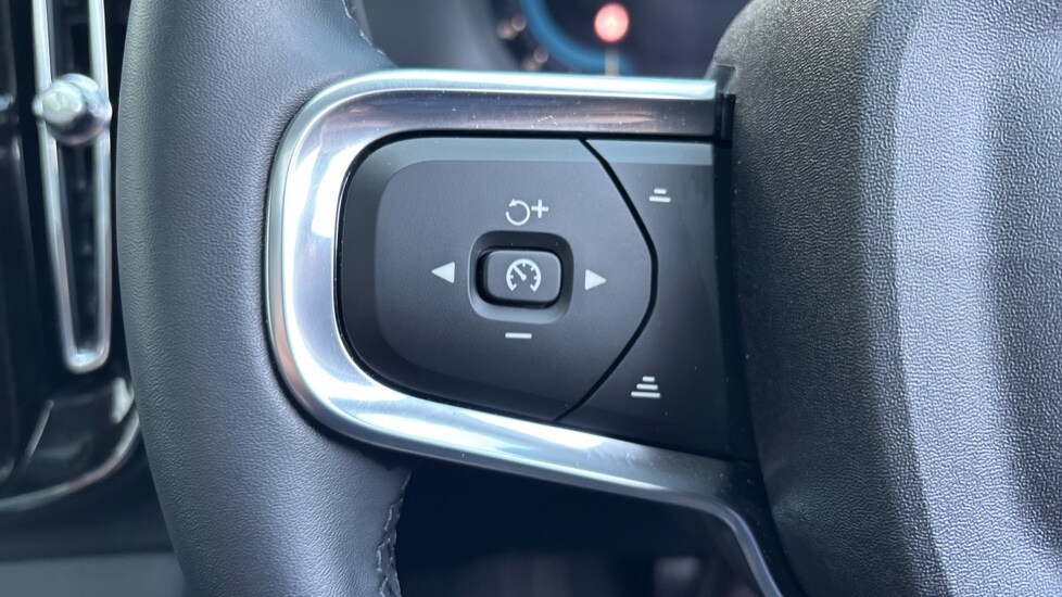 Used Volvo XC40 2024 for sale - 76184021: Photo 16