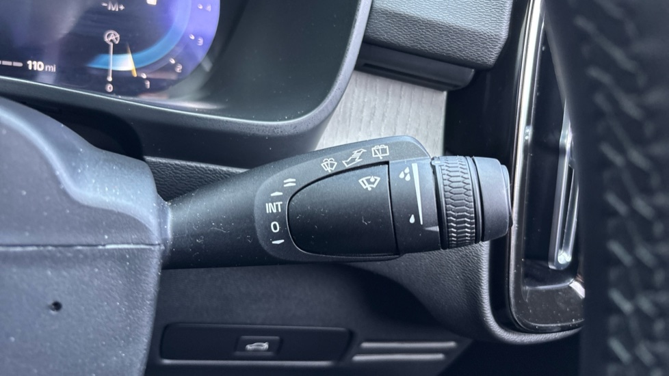 Used Volvo XC40 2024 for sale - 76184021: Photo 17