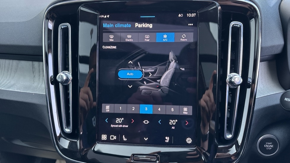 Used Volvo XC40 2024 for sale - 76184021: Photo 29