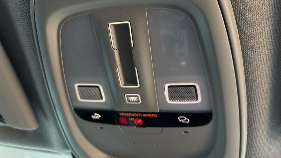 Used Volvo XC40 2024 for sale - 76184021: Photo 37