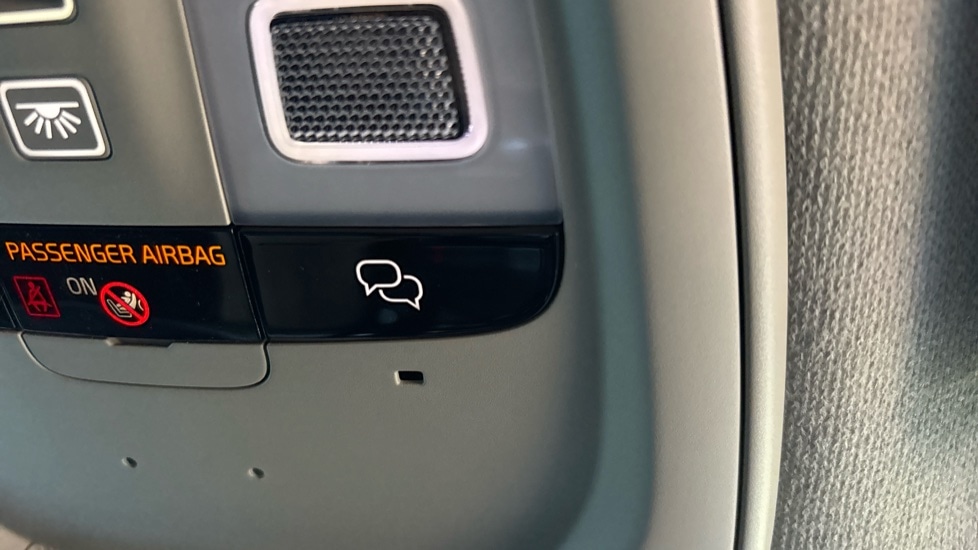 Used Volvo XC40 2024 for sale - 76184021: Photo 38