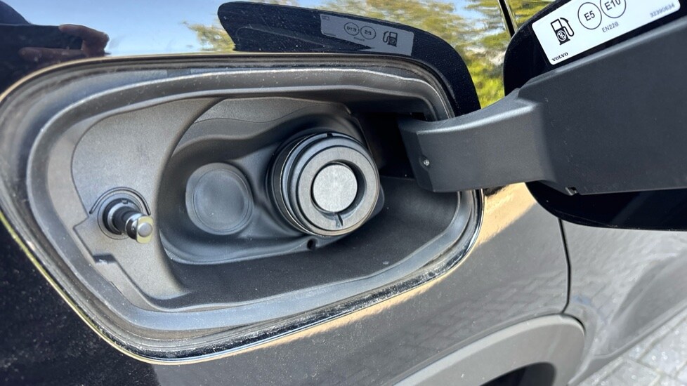 Used Volvo XC40 2024 for sale - 76184021: Photo 42