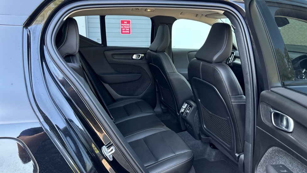 Used Volvo XC40 2024 for sale - 76184021: Photo 6