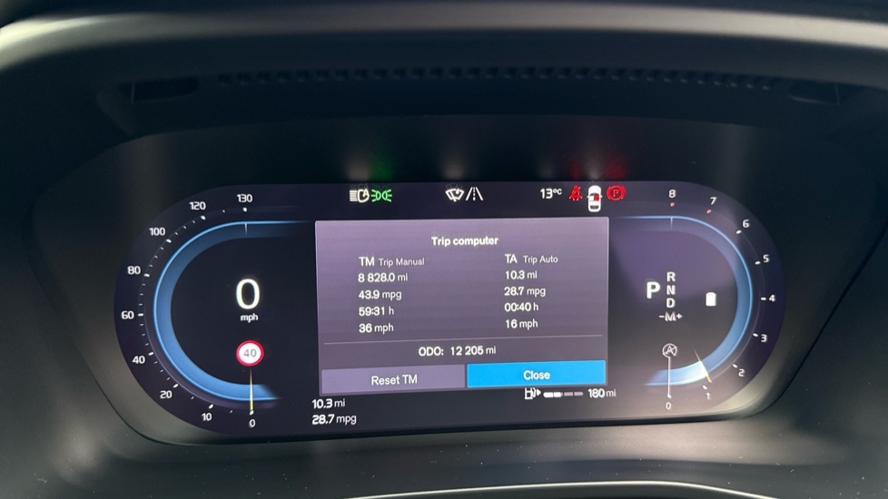 Used Volvo XC40 2023 for sale - 77102603: Photo 11