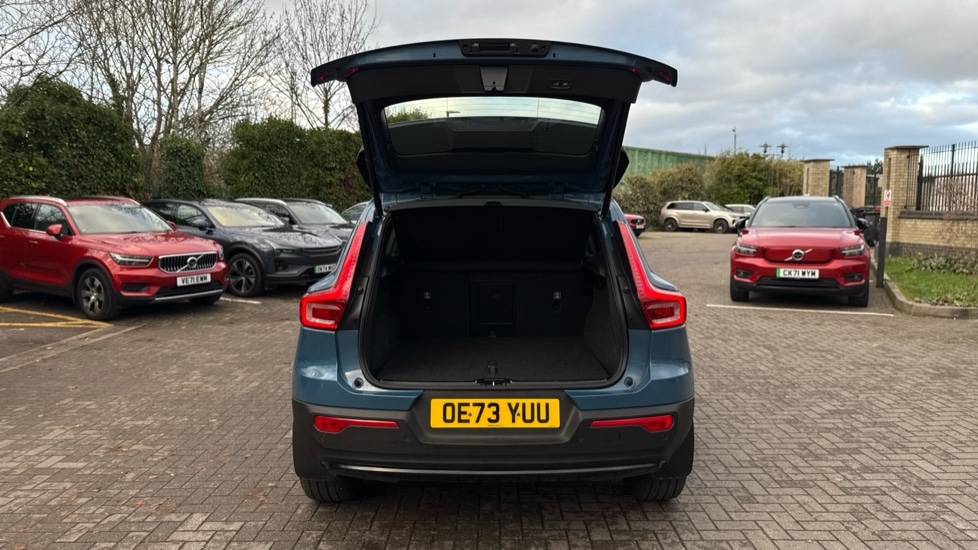 Used Volvo XC40 2023 for sale - 77102603: Photo 13