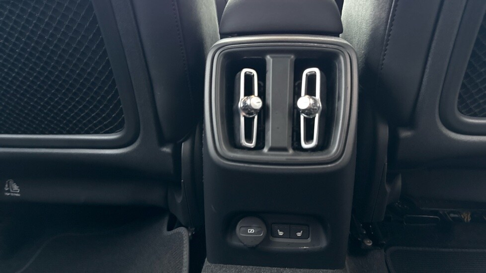 Used Volvo XC40 2022 for sale - 77640675: Photo 31