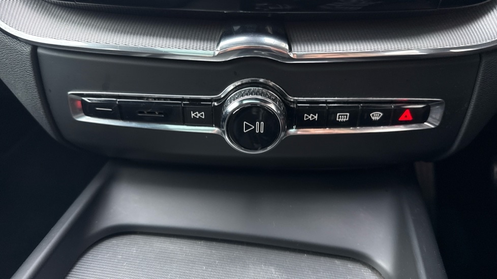 Used Volvo XC60 2021 for sale - 77795082: Photo 38