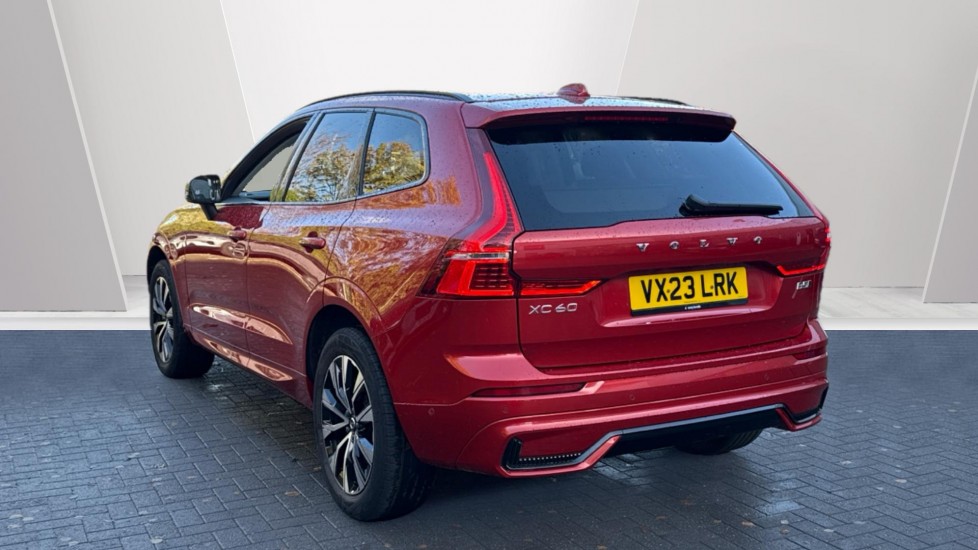 Used Volvo XC60 2023 for sale - 76597970: Photo 2