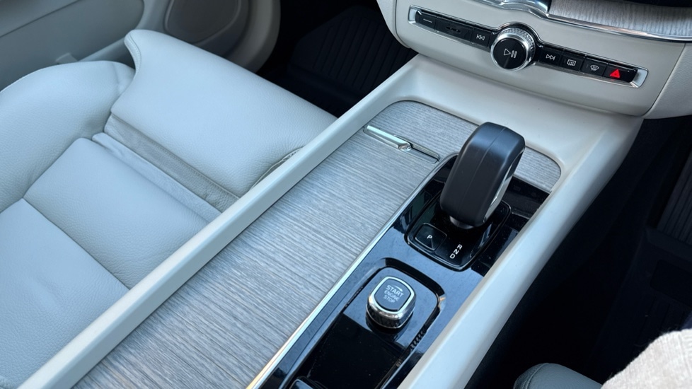 Used Volvo XC60 2023 for sale - 76597970: Photo 26