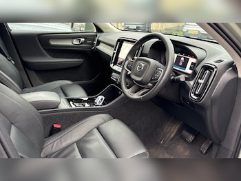 Used Volvo XC40 2025 for sale - 77732435: Photo
