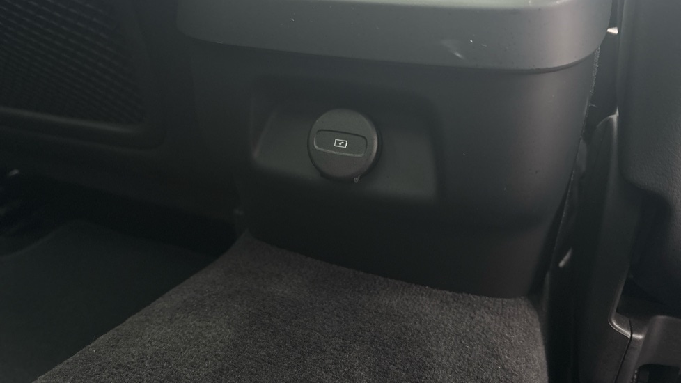 Used Volvo V60 2025 for sale - 78041935: Photo 17