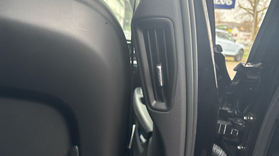 Used Volvo V60 2025 for sale - 78041935: Photo 19