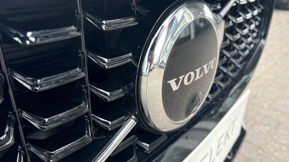 Used Volvo V60 2025 for sale - 78041935: Photo 33