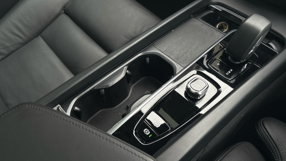 Used Volvo V60 2025 for sale - 78041935: Photo 45