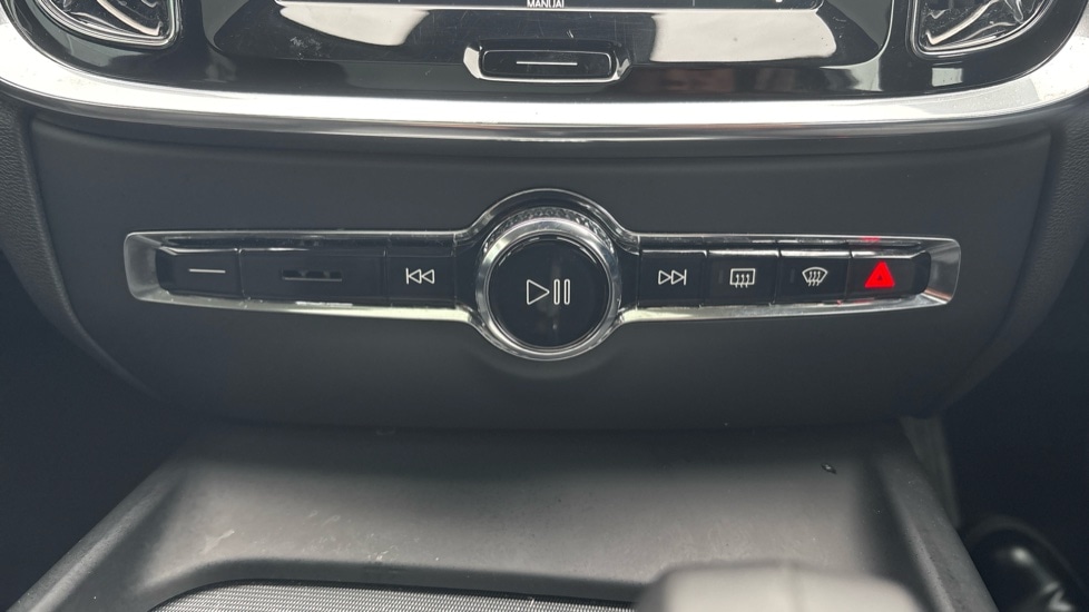 Used Volvo V60 2025 for sale - 78041935: Photo 46