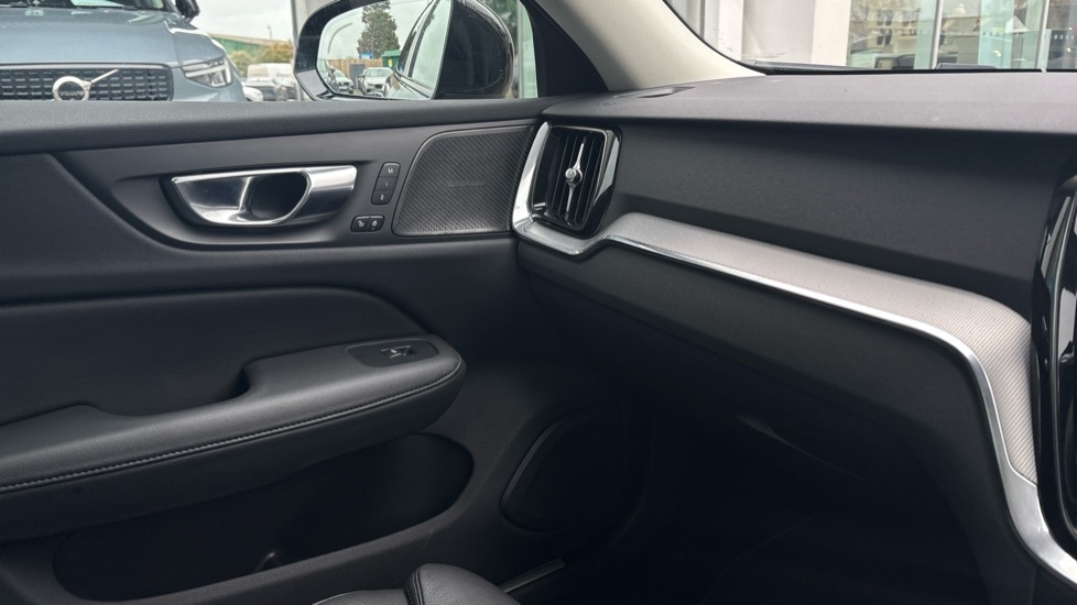 Used Volvo V60 2025 for sale - 78041935: Photo 50