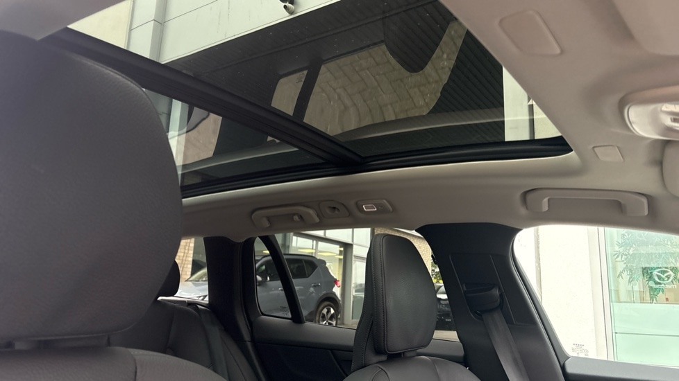 Used Volvo V60 2025 for sale - 78041935: Photo 57