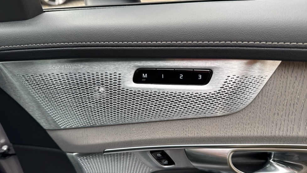 Used Volvo XC90 2025 for sale - 76507676: Photo 24