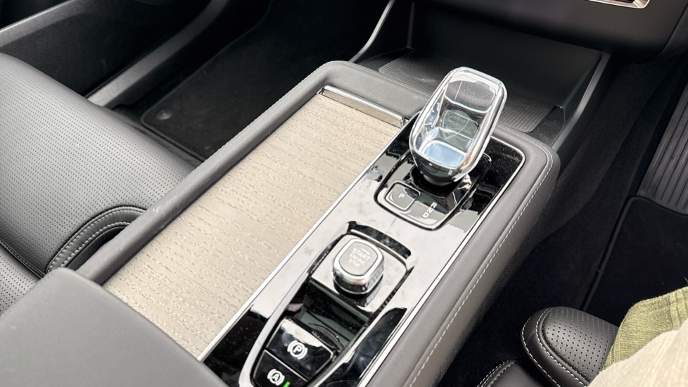 Used Volvo XC90 2025 for sale - 76507676: Photo 30